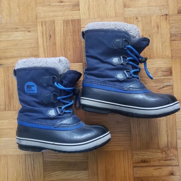 Kid's Boy's Sorel Winter Boots Size 2 - Picture 3 of 6